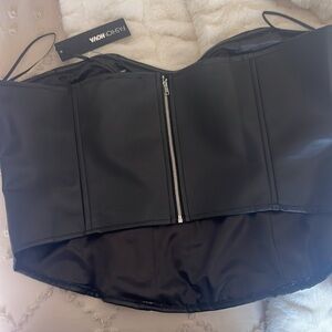 Black bustier☀️☀️ still with the tags